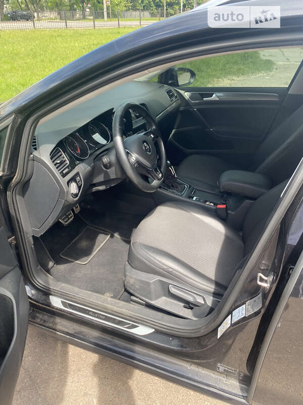 Універсал Volkswagen Golf 2017 в Чернігові фото 8 Універсал Volkswagen Golf 2017 в Чернігові