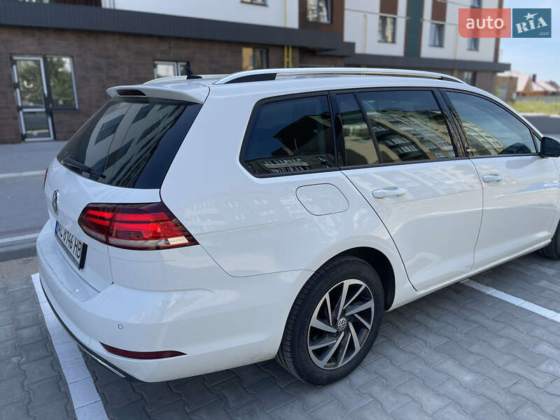 Универсал Volkswagen Golf 2017 в Ковеле