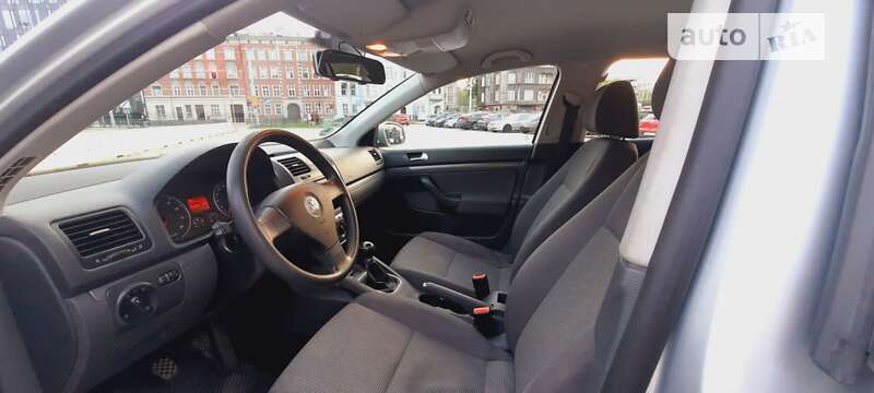 Универсал Volkswagen Golf 2008 в Залещиках