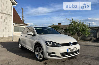 Хэтчбек Volkswagen Golf 2013 в Тростянце