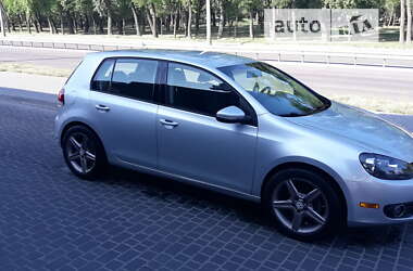 Хэтчбек Volkswagen Golf 2013 в Днепре