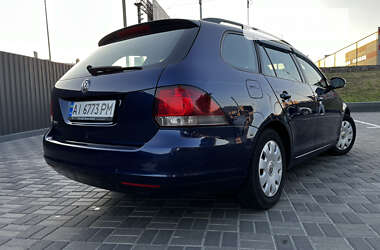 Універсал Volkswagen Golf 2009 в Києві