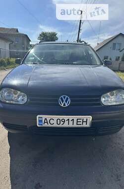 Універсал Volkswagen Golf 2000 в Рожище