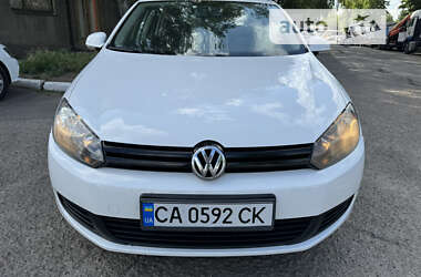 Універсал Volkswagen Golf 2012 в Києві