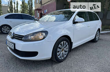 Універсал Volkswagen Golf 2012 в Києві