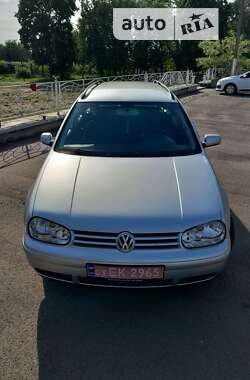 Универсал Volkswagen Golf 2004 в Киеве