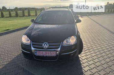 Універсал Volkswagen Golf 2007 в Луцьку