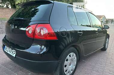 Хэтчбек Volkswagen Golf 2005 в Виннице