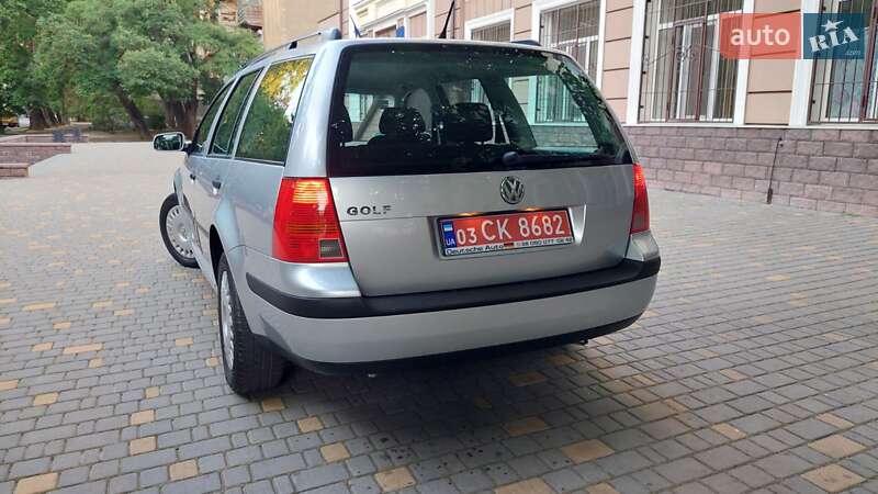 Универсал Volkswagen Golf 2002 в Одессе