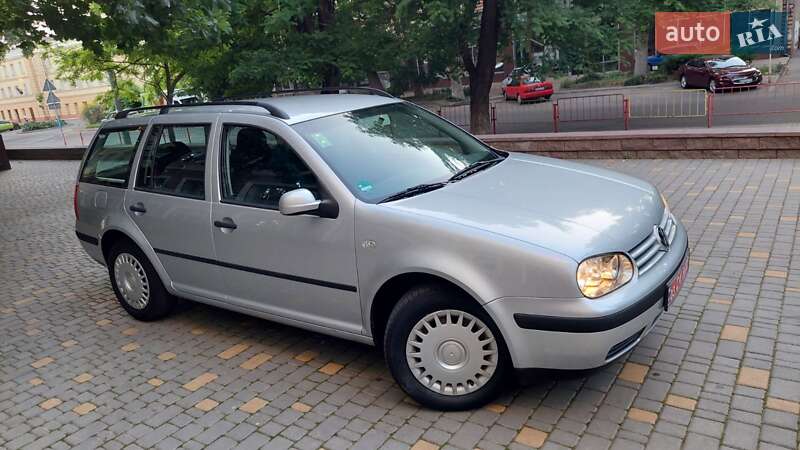 Универсал Volkswagen Golf 2002 в Одессе