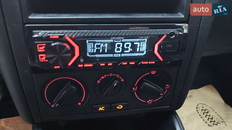 Универсал Volkswagen Golf 2002 в Одессе