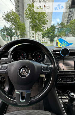 Универсал Volkswagen Golf 2011 в Житомире