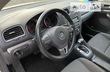 Универсал Volkswagen Golf 2010 в Житомире