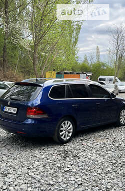 Универсал Volkswagen Golf 2010 в Хмельницком