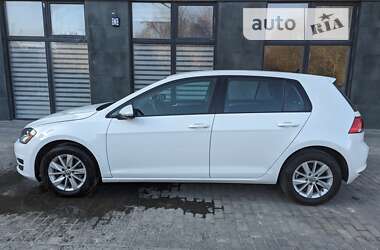 Хэтчбек Volkswagen Golf 2014 в Львове