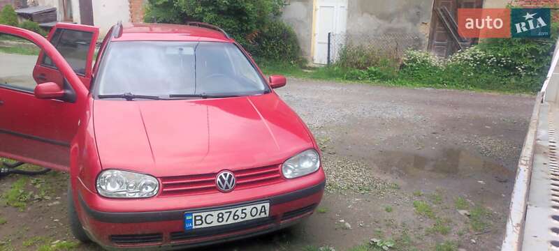 Volkswagen Golf 2004