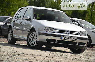 Хетчбек Volkswagen Golf 2001 в Бердичеві