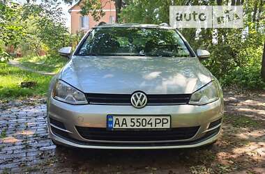 Універсал Volkswagen Golf 2015 в Києві