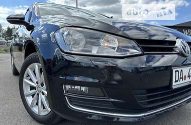 Хэтчбек Volkswagen Golf 2015 в Ковеле