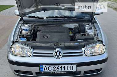 Универсал Volkswagen Golf 2004 в Ровно