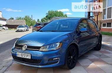 Хетчбек Volkswagen Golf 2014 в Києві