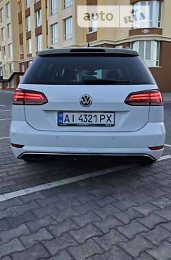 Универсал Volkswagen Golf 2019 в Киеве
