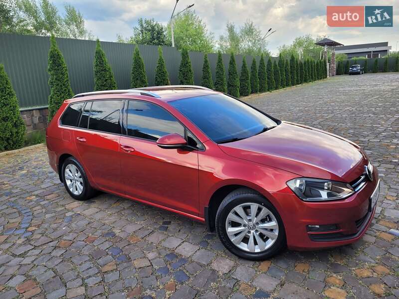 Універсал Volkswagen Golf 2014 в Мукачевому