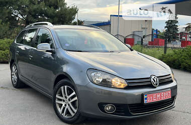 Универсал Volkswagen Golf 2011 в Полтаве