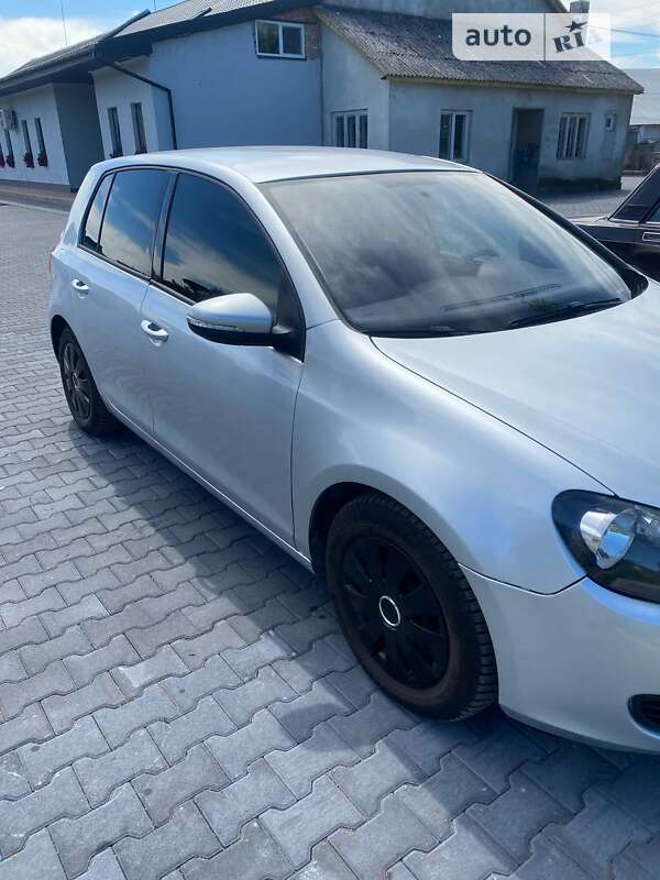 Хетчбек Volkswagen Golf 2009 в Іршаві