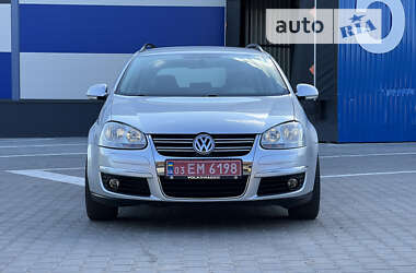 Универсал Volkswagen Golf 2008 в Ровно