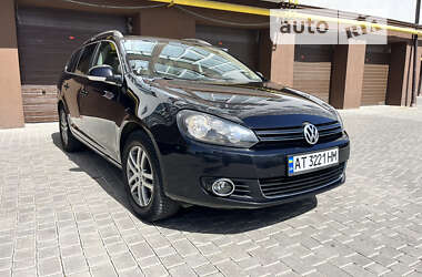 Універсал Volkswagen Golf 2012 в Івано-Франківську