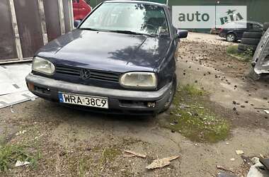 Хетчбек Volkswagen Golf 1996 в Маневичах