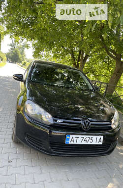 Хетчбек Volkswagen Golf 2009 в Косові