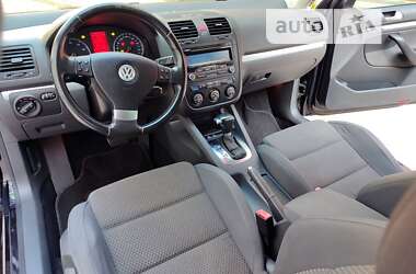 Універсал Volkswagen Golf 2009 в Львові