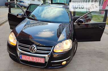 Универсал Volkswagen Golf 2009 в Львове