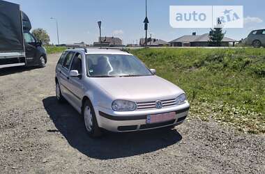 Хэтчбек Volkswagen Golf 2001 в Луцке