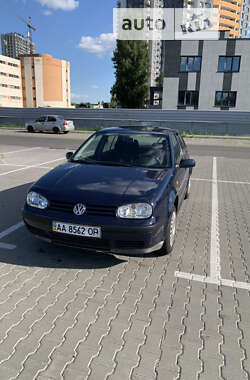 Хэтчбек Volkswagen Golf 1999 в Киеве