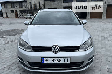 Универсал Volkswagen Golf 2014 в Калуше