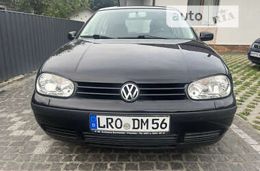 Хетчбек Volkswagen Golf 2001 в Звягелі