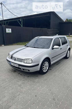 Хетчбек Volkswagen Golf 1999 в Білогір'ї