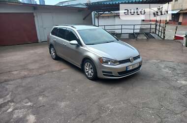 Универсал Volkswagen Golf 2015 в Киеве