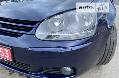 Хетчбек Volkswagen Golf 2008 в Конотопі