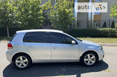 Хетчбек Volkswagen Golf 2009 в Києві