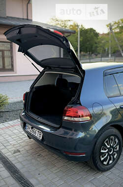 Хетчбек Volkswagen Golf 2012 в Балті