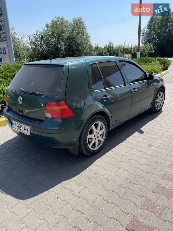 Хетчбек Volkswagen Golf 2000 в Згурівці