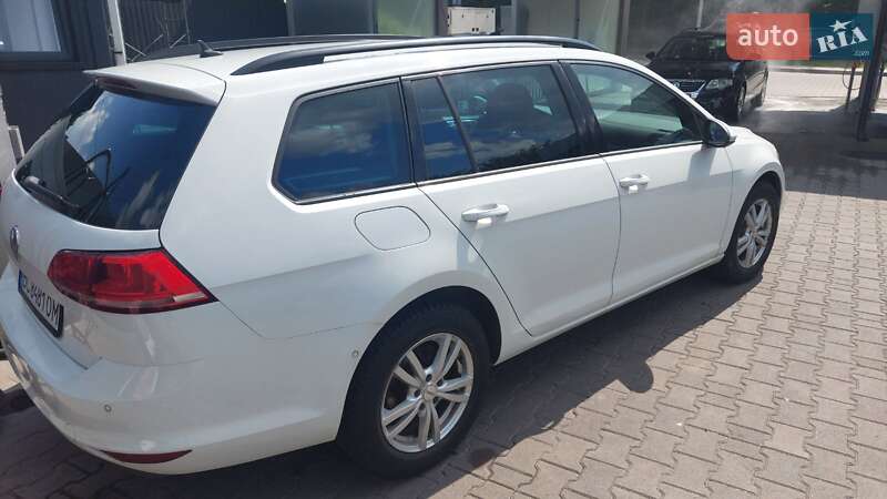 Універсал Volkswagen Golf 2014 в Львові
