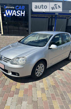 Хэтчбек Volkswagen Golf 2005 в Харькове