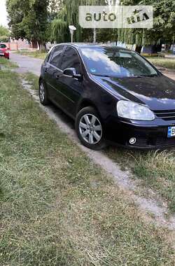 Хэтчбек Volkswagen Golf 2006 в Шостке