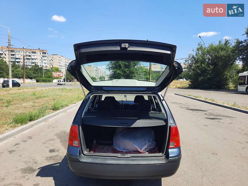 Універсал Volkswagen Golf 2002 в Кривому Розі