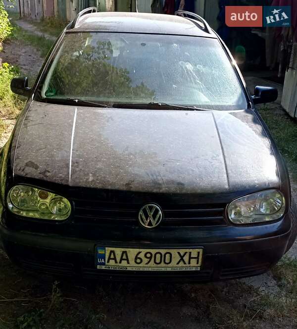 Volkswagen Golf 2002